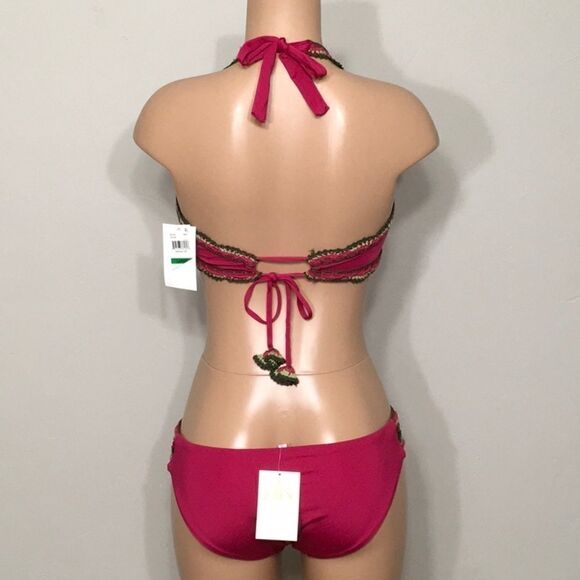 BECCA crochet trim bikini set. NWT - Picture 5 of 11